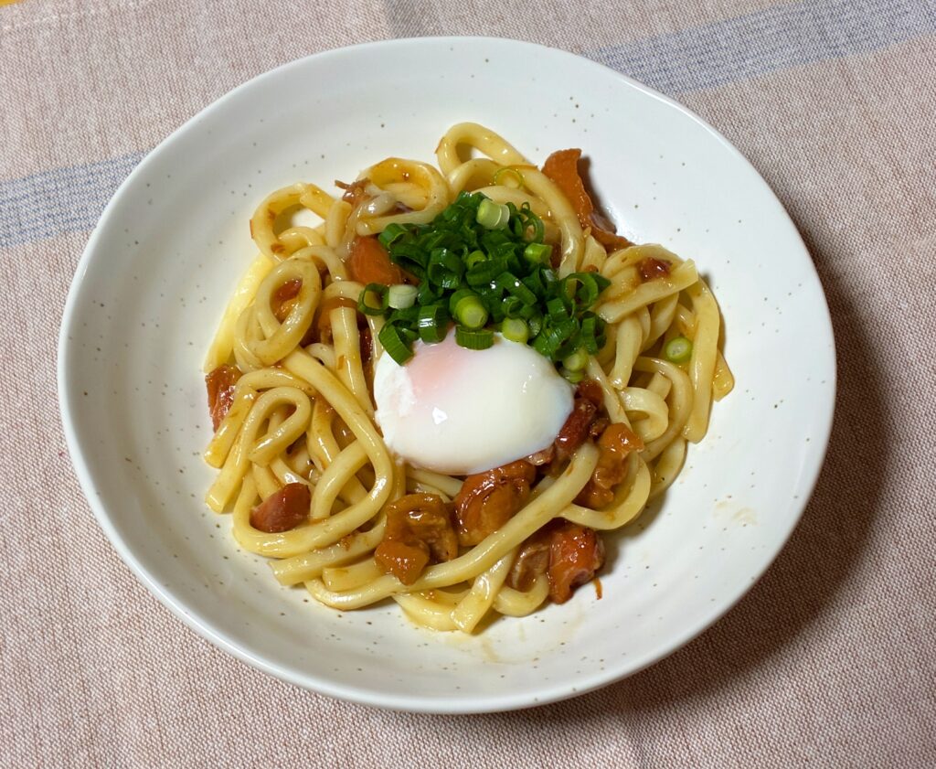 親子焼きうどんの完成画像