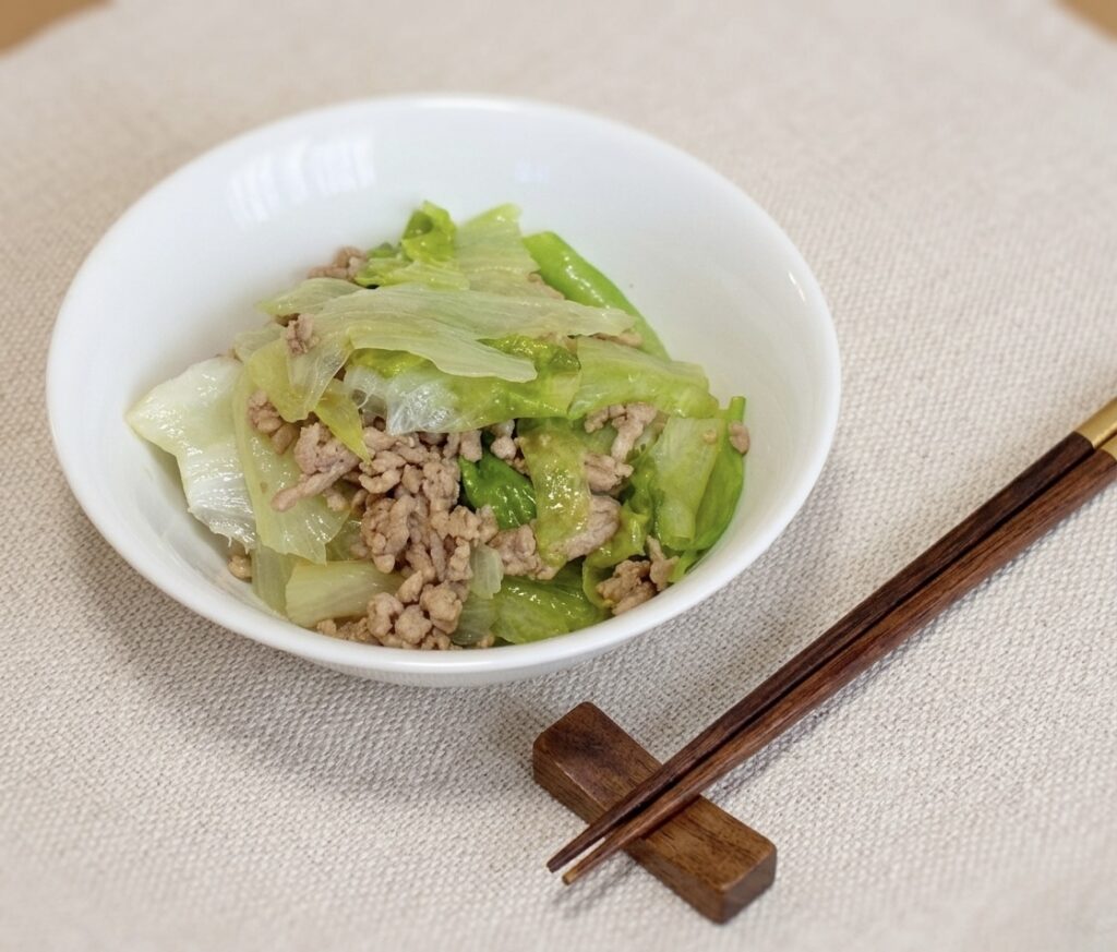 レタスとひき肉のオイスター炒めの完成画像